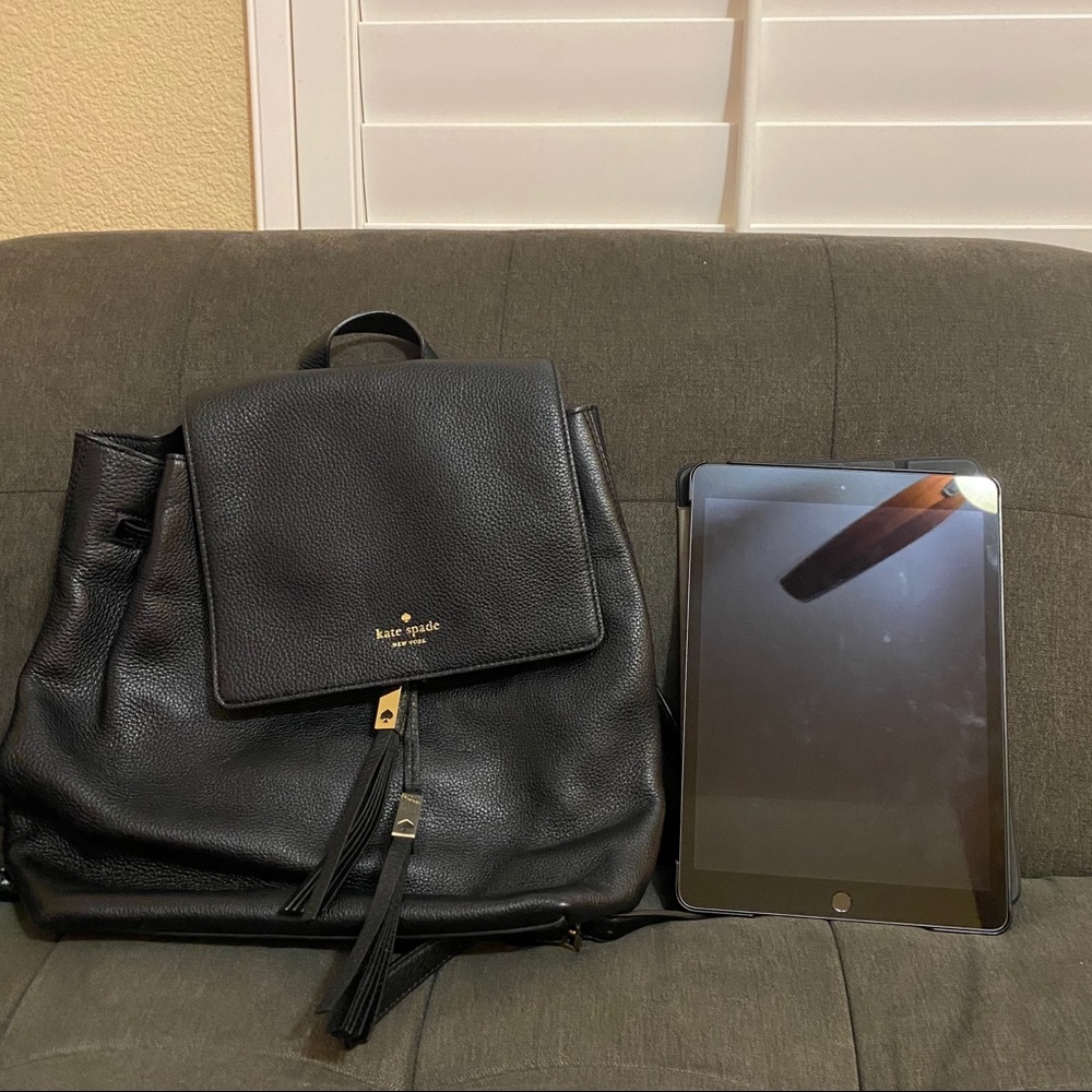 ♠️ Kate Spade Black Drawstring Backpack - Picture 9 of 9